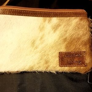American Darling crossbody full hide